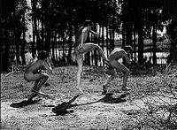 Crónica de un niño solo.jpg