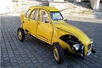Semi Citroën 2CV.jpg