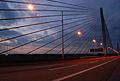osmwiki:File:Friedrich-ebert-bruecke-bei-nacht.jpg