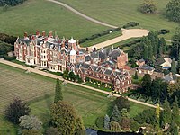 Sandringham House from the air (cropped).jpg